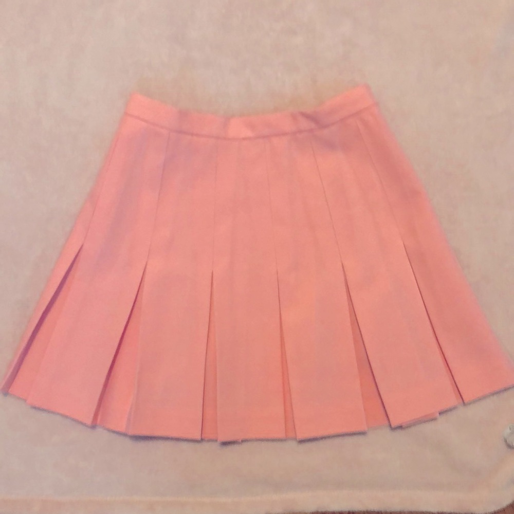 🌸quantum peachy pink pleated skirt